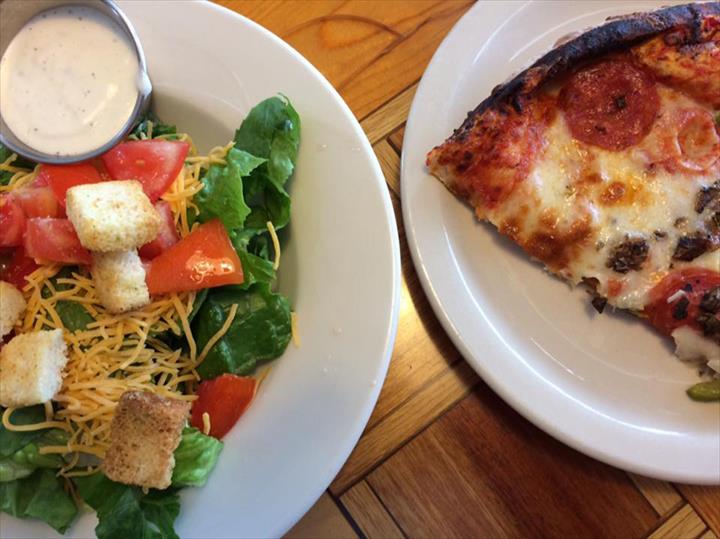 Bambinos DRIVE IN Pizzas and Subs Paducah, KY